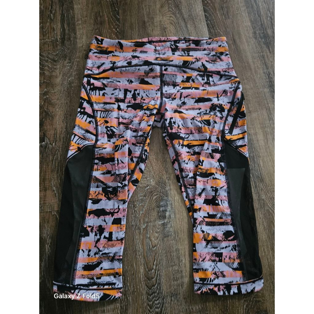 Women's Lululemon Purple Orange Patterned Leggings Size 6